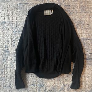 Qi Women’s XS 100% Cashmere Black Cardigan Sweater
